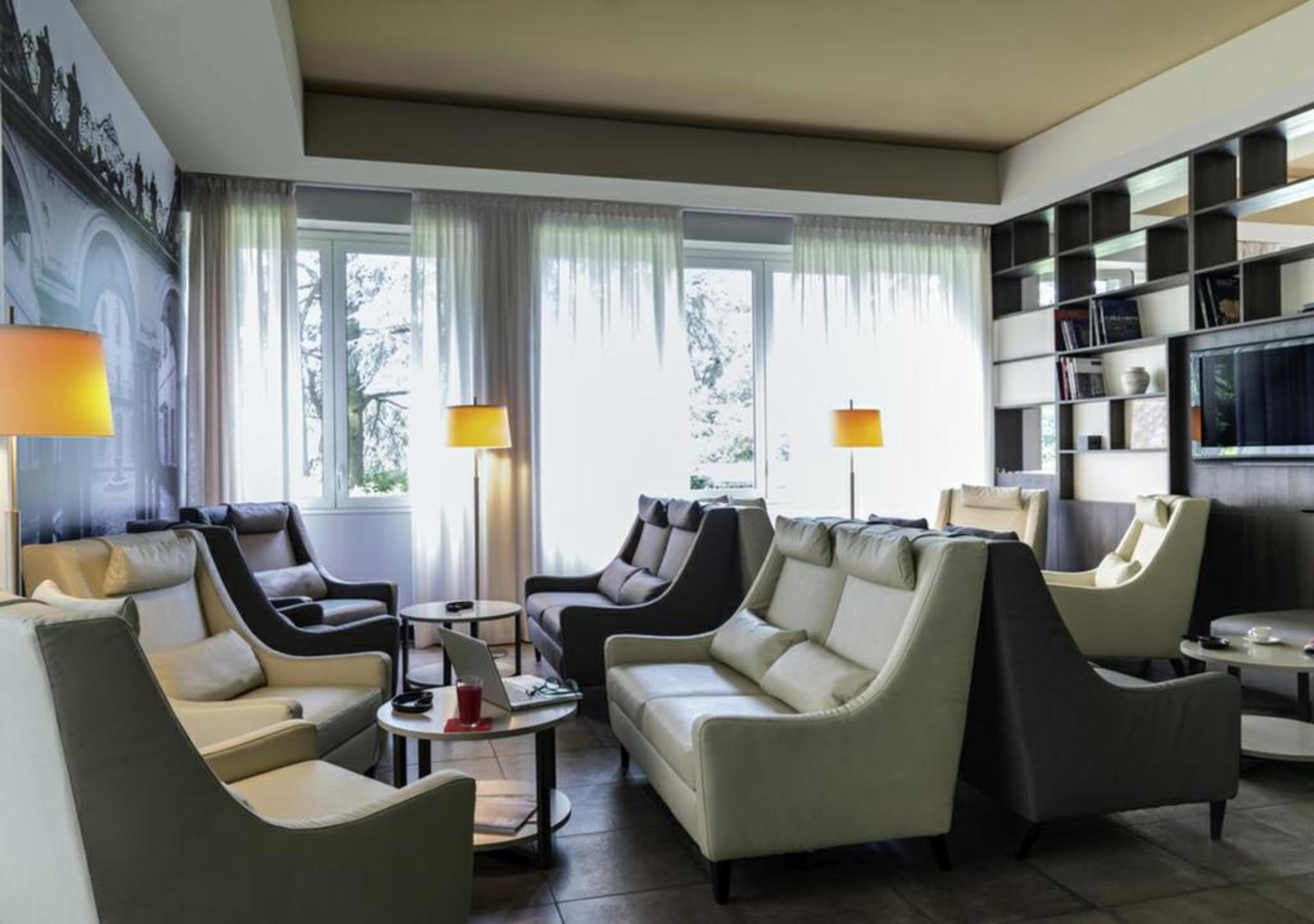 Bis Hotel Varese Kültér fotó