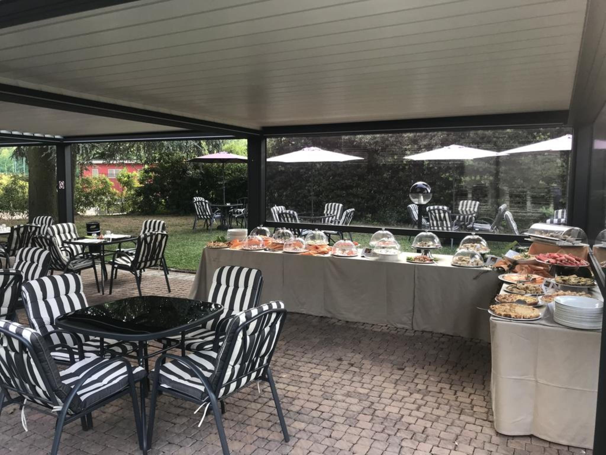 Bis Hotel Varese Kültér fotó