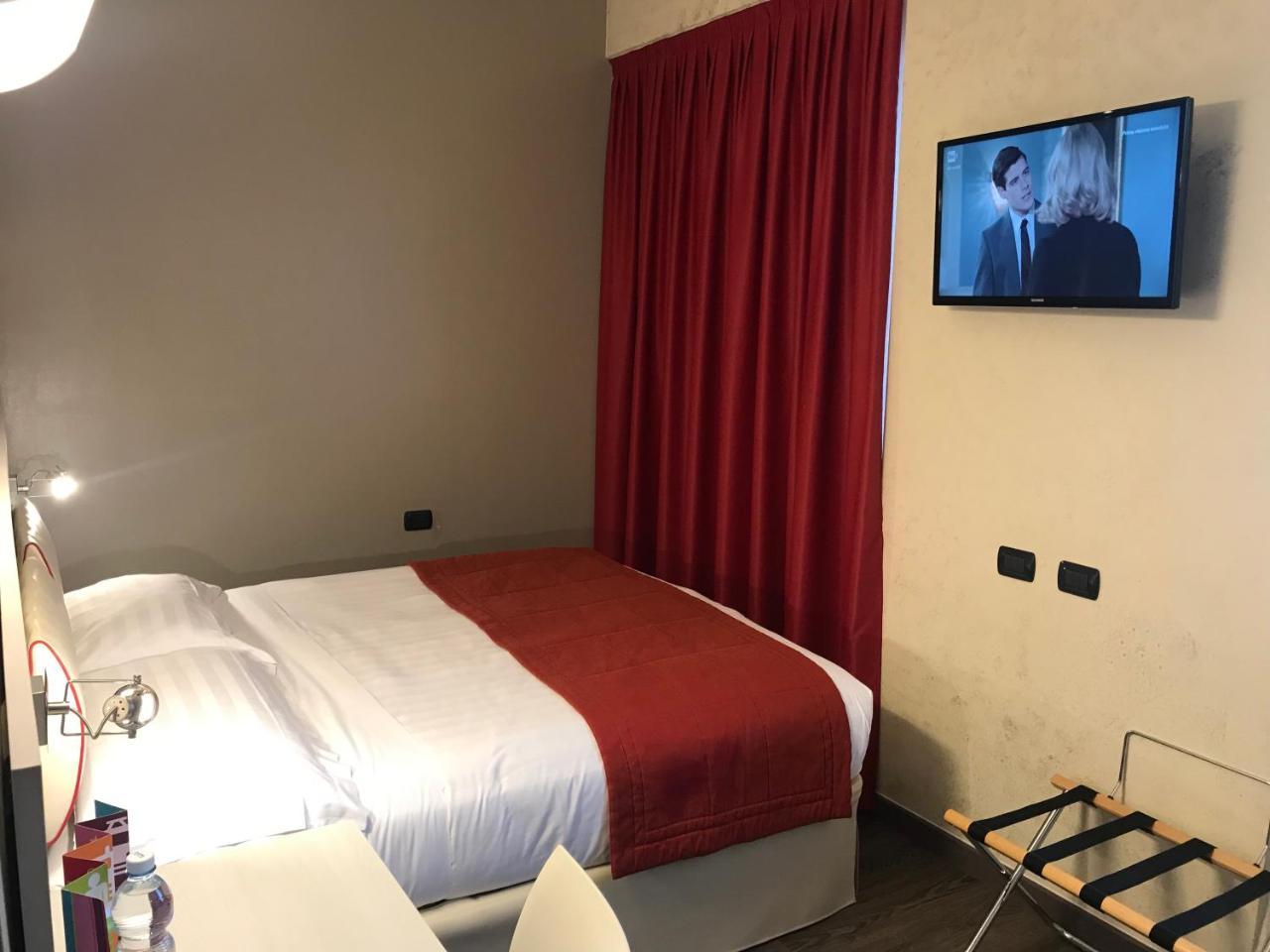 Bis Hotel Varese Kültér fotó